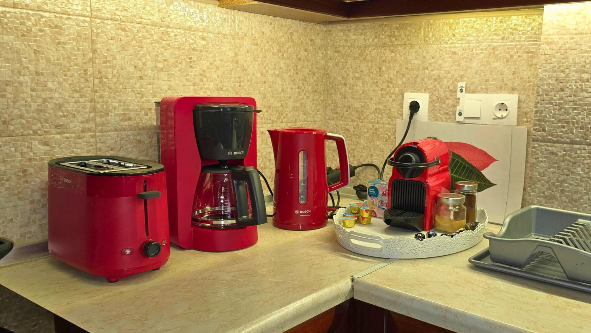 Fully Equipped And Family Friendly Skg Center Apartment เทสซาโลนิกิ ภายนอก รูปภาพ